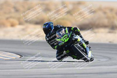 media/Jan-10-2025-CVMA Friday Practice (Fri) [[489e0da257]]/Group 4 and Trackday/Session 4 (Turn 16)/